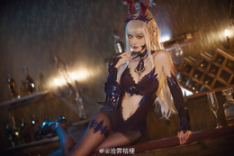 【コスプレ】「FGO」アルトリアオルタから「アークナイツ」マドロックまで！ 中国美女レイヤー4選 画像