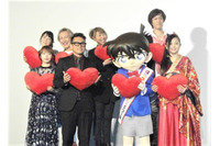 倉木麻衣が劇場主題歌を熱唱！「名探偵コナン から紅の恋歌」初日舞台挨拶 画像